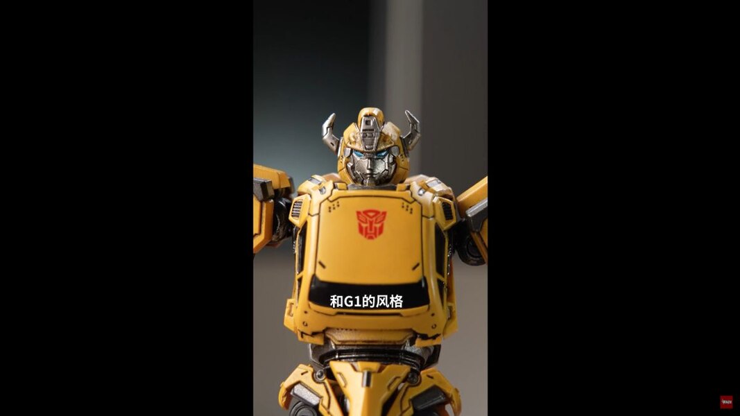 Threezero MDLX Bumblebee In Hand Image  (15 of 28)